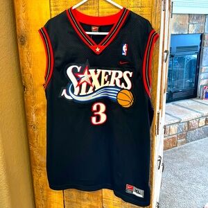 Allen Iverson Philadelphia 76ers Nike Swingman Jersey